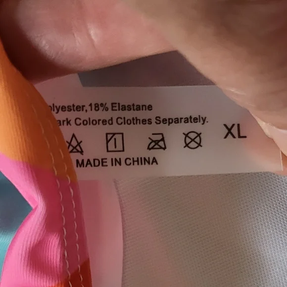 Womens NWOT Colorful Abstract One-Piece Swimsuit With Criss Cross Back Size XL - Picture 2 of 4